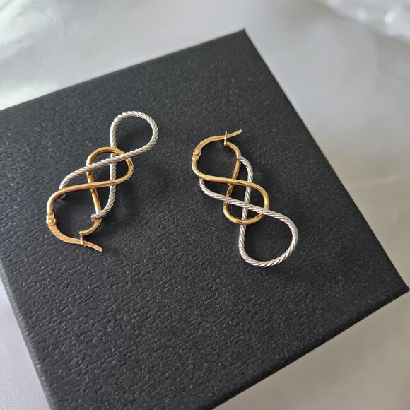 10 k earrings - Picture 2 of 2